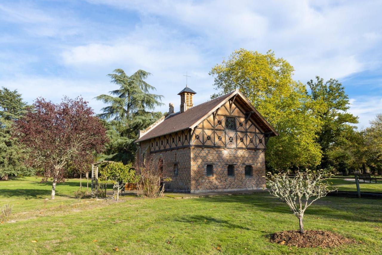 Domaine De Mont-Evray Hotell Nouan-le-Fuzelier Exteriör bild