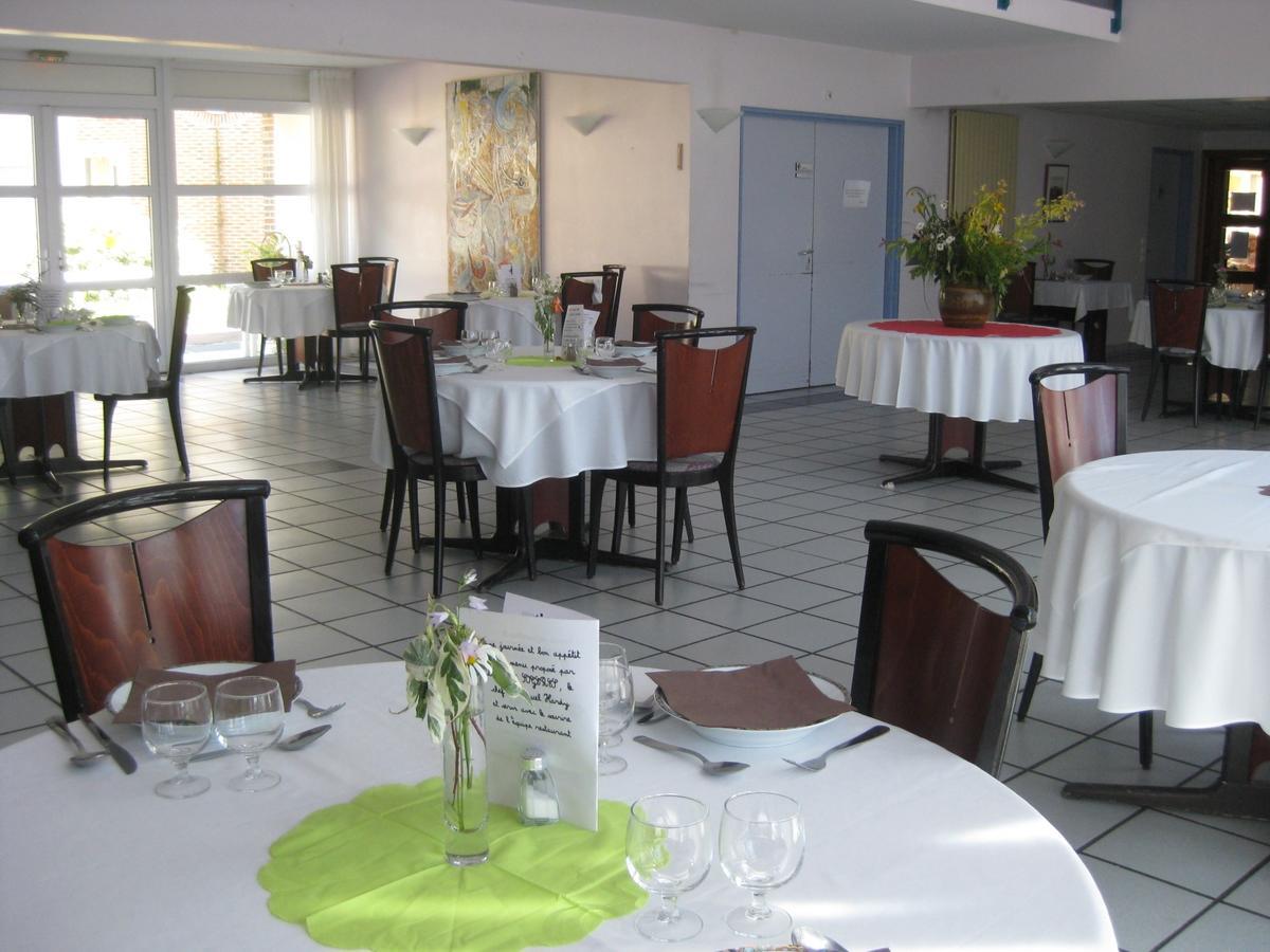 Domaine De Mont-Evray Hotell Nouan-le-Fuzelier Exteriör bild